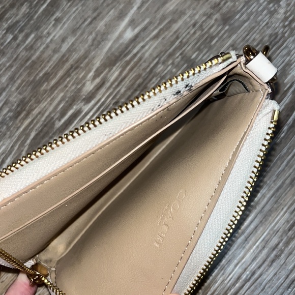 Coach Wallet - Picture 3 of 3